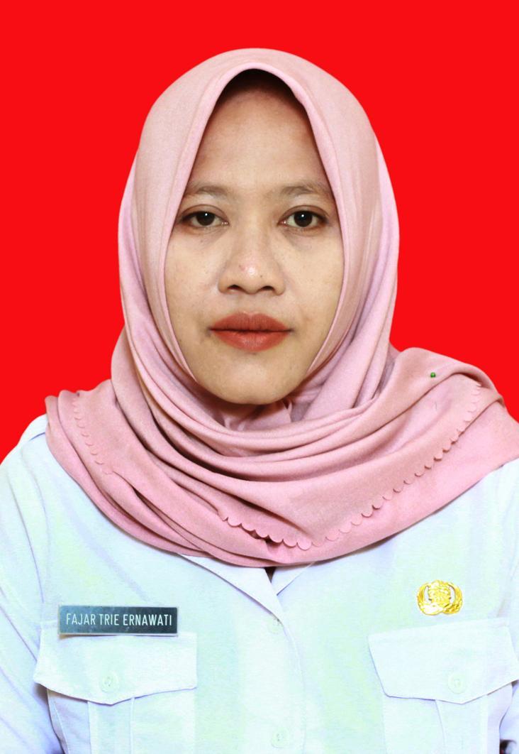 Fajar Trie Erna, S.Pd